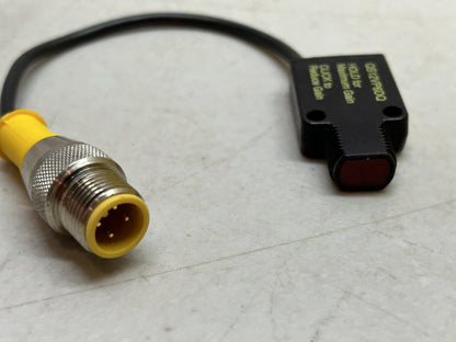 BANNER QS12VP6DQ / 58660 MINI-BEAM PHOTOELECTRIC SENSOR / USED AS DEMO ONLY