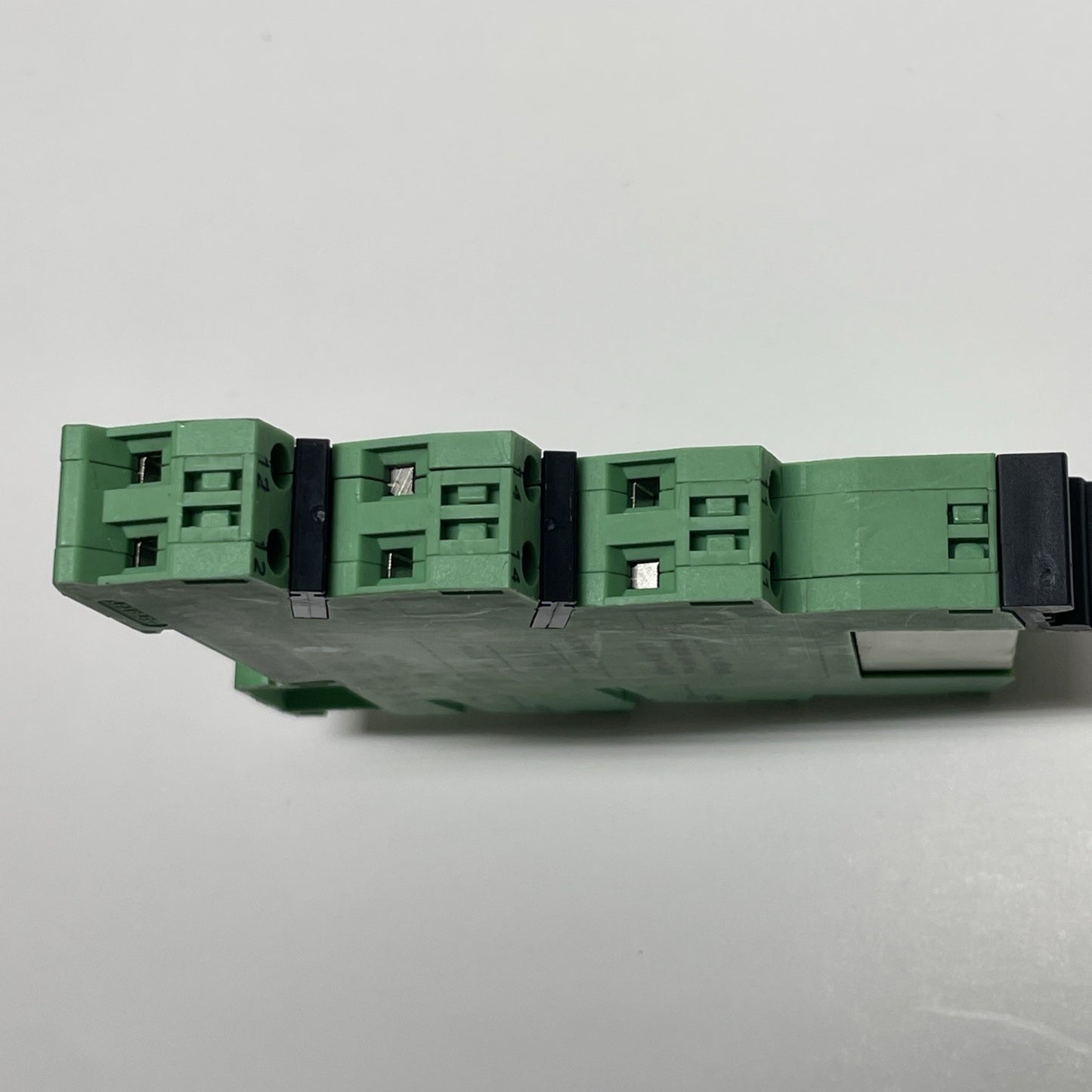 PLC-BSC-24DC/21HC Phoenix Contact Relay Base DIN Rail Socket 24 VDC 2967772