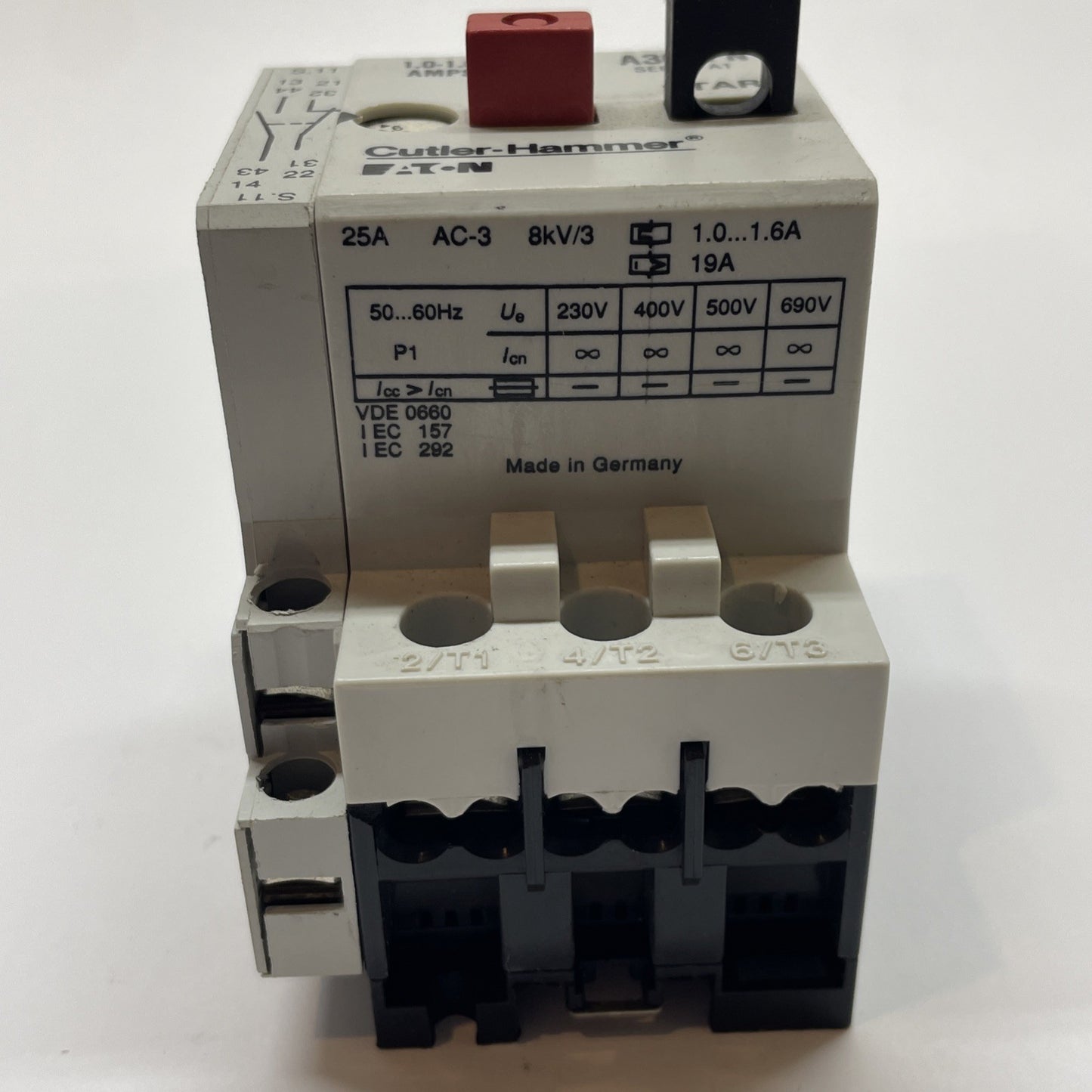 Cutler Hammer A302FN Manual Motor Starter Protector 1.0-1.6A 3-Pole w/ C320MSC3