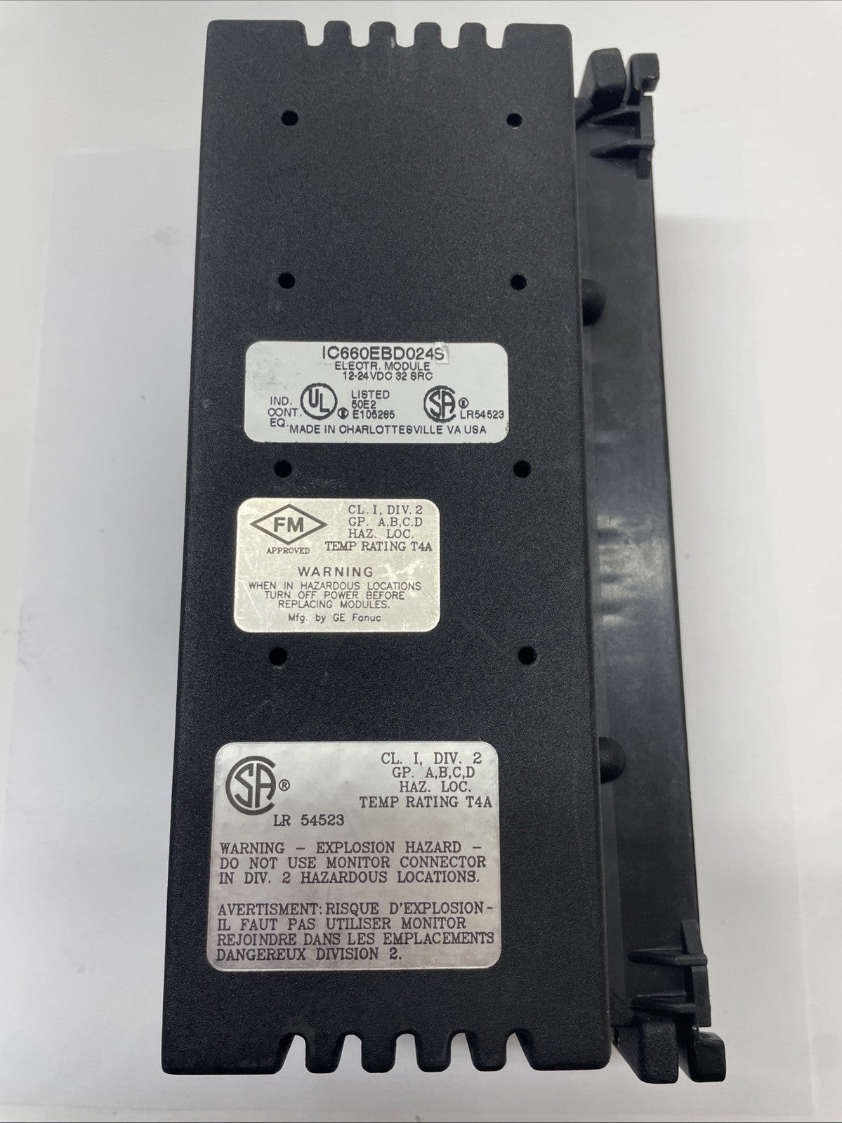 GE Fanuc IC660BBD024 I/O Block Assembly 32-Circuit 12-24 VDC (EBD024S + TBD024M)