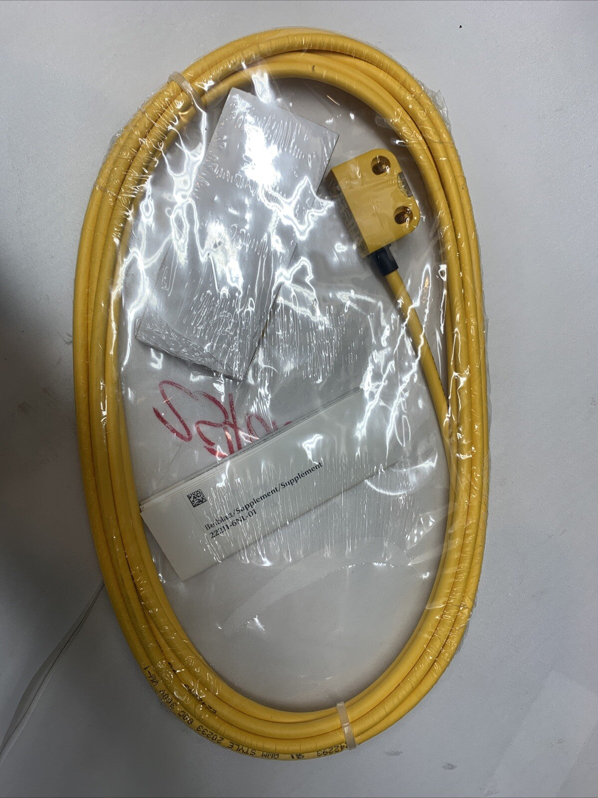 NEW PILZ MAGNETIC SAFETY SWITCH PSEN ma1.4-03mm  5 m cable