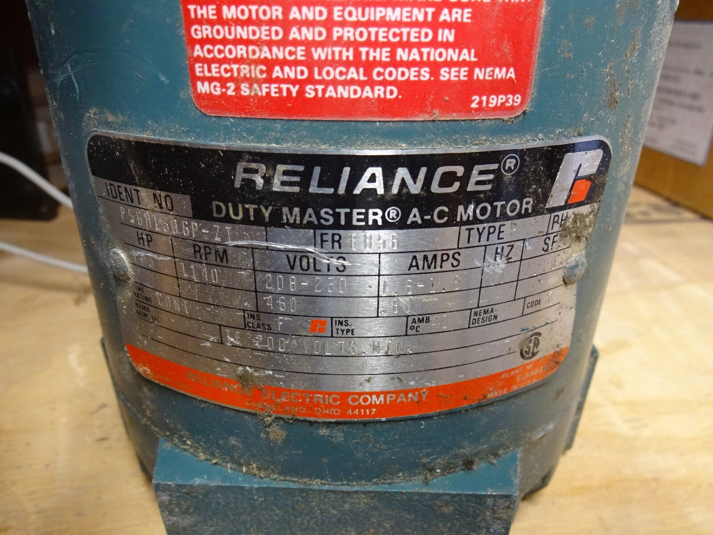 RELIANCE P56H130GP-ZI A-C MOTOR P56H130GP / 208-250V / 1.6A
