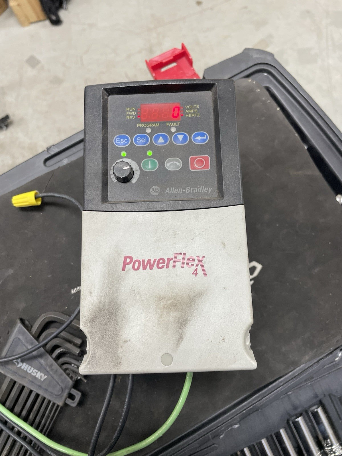 Allen-Bradley 22A-D6P0N104 /A PowerFlex 4 AC Drive 480 VAC 3PH 2.2kW / 3HP