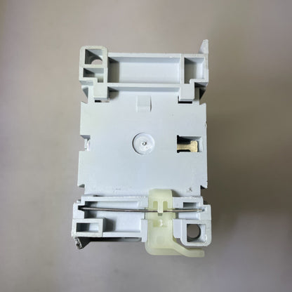 Allen-Bradley 100-C09Z*10 Ser. A Contactor 100C09Z10