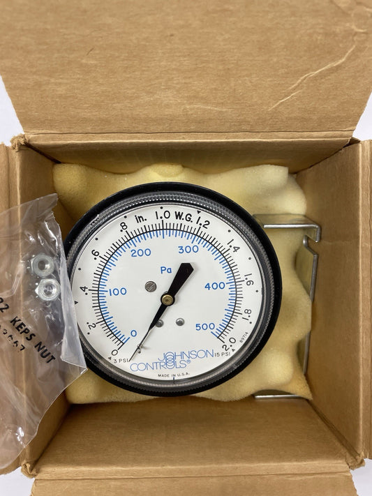 Johnson Controls P-5500-1018 range 0/500 pa 3 1/2" pressure receiver gauge new