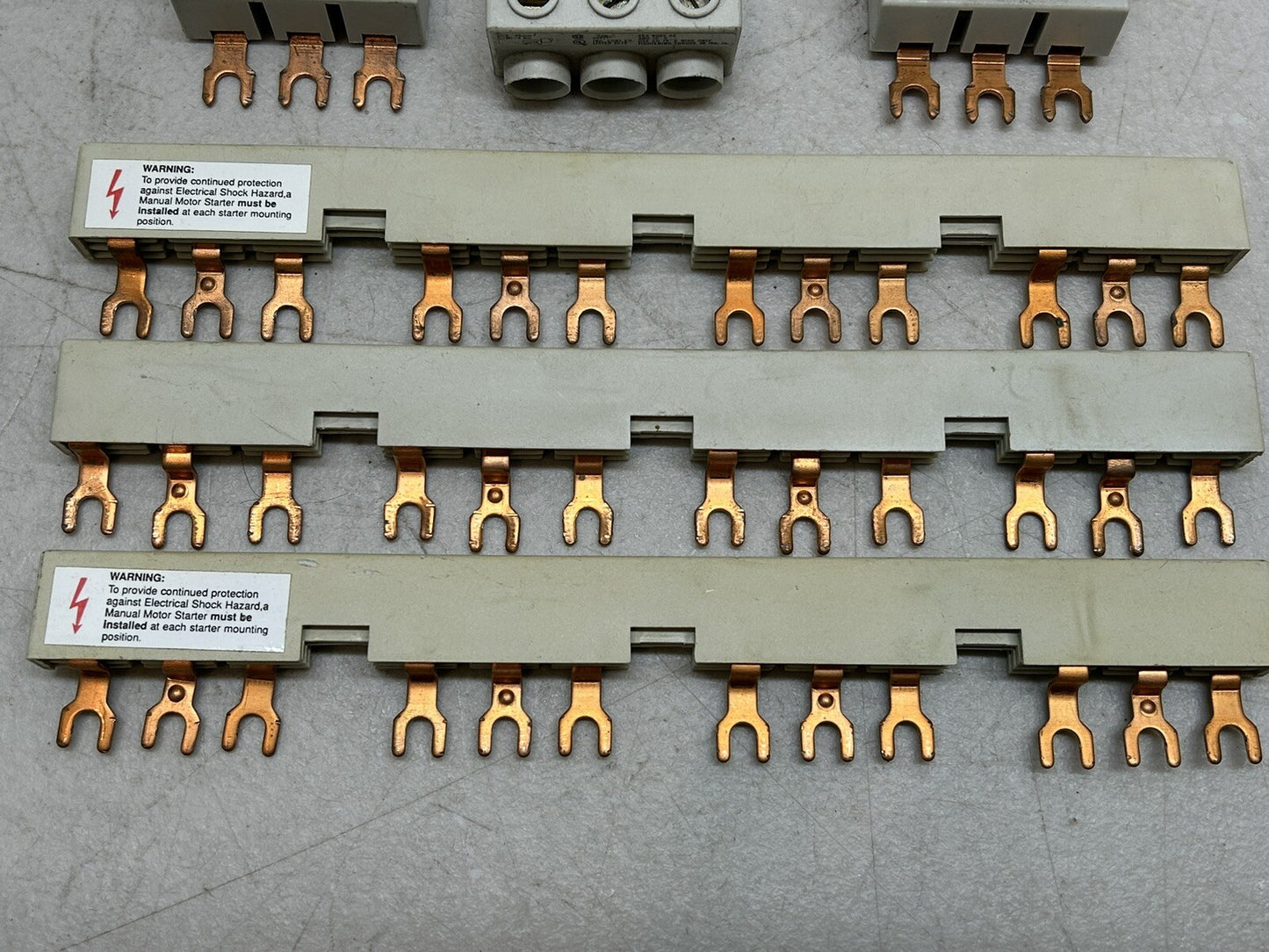 COMMONING LINKS / 3 PHASE / 4 DEVICES / WITH LINK FEEDER TERMINALS / LOT OF 6