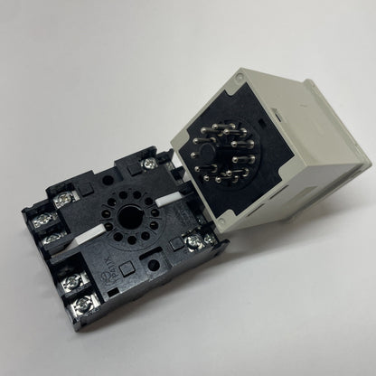 Automation Direct MS4SM-CE-ADC Timer Relay 0.05s-60h  w/ TP411X Relay Socket