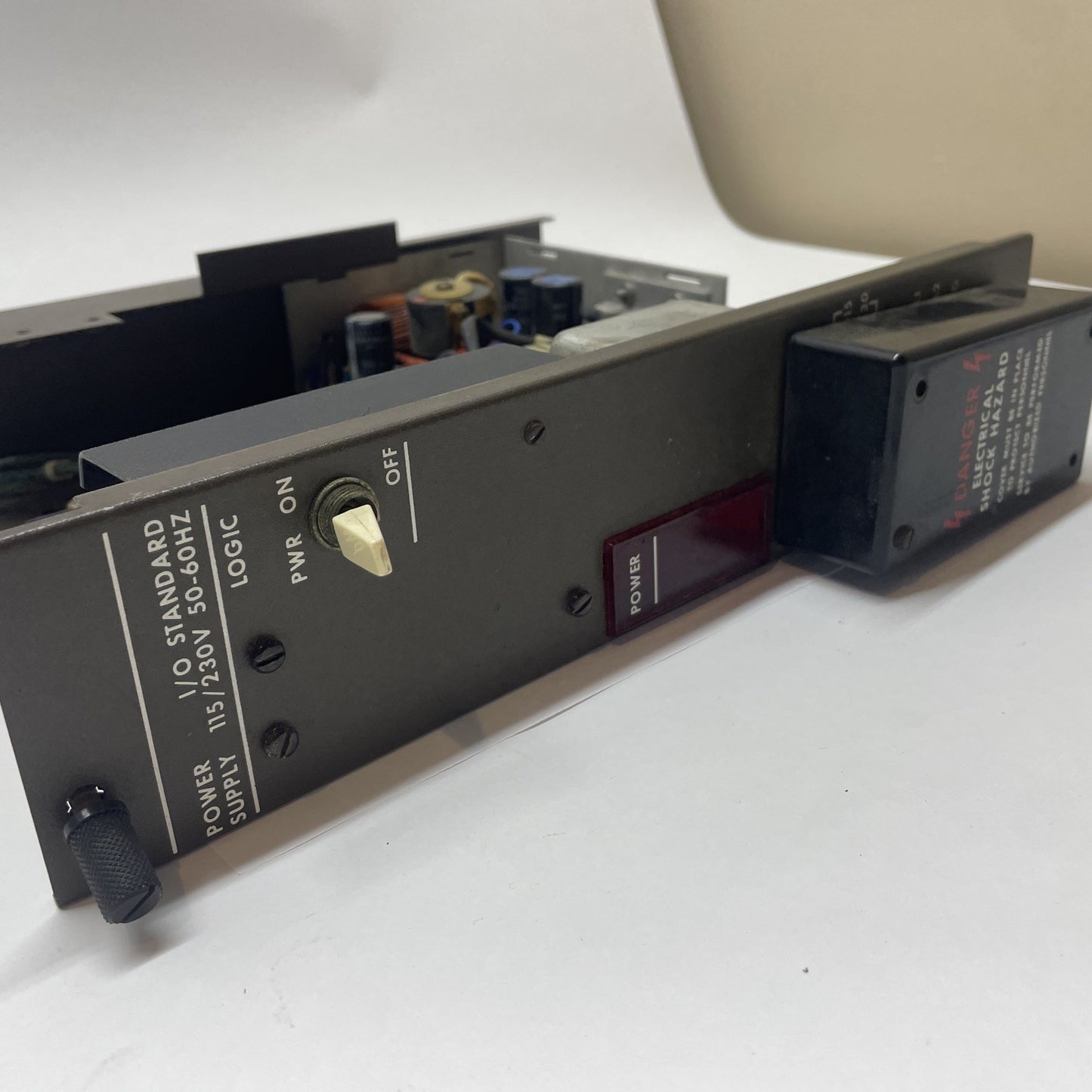 GE / Fanuc IC600PM502A Series-6 I/O Power Supply Module 115/230 VAC