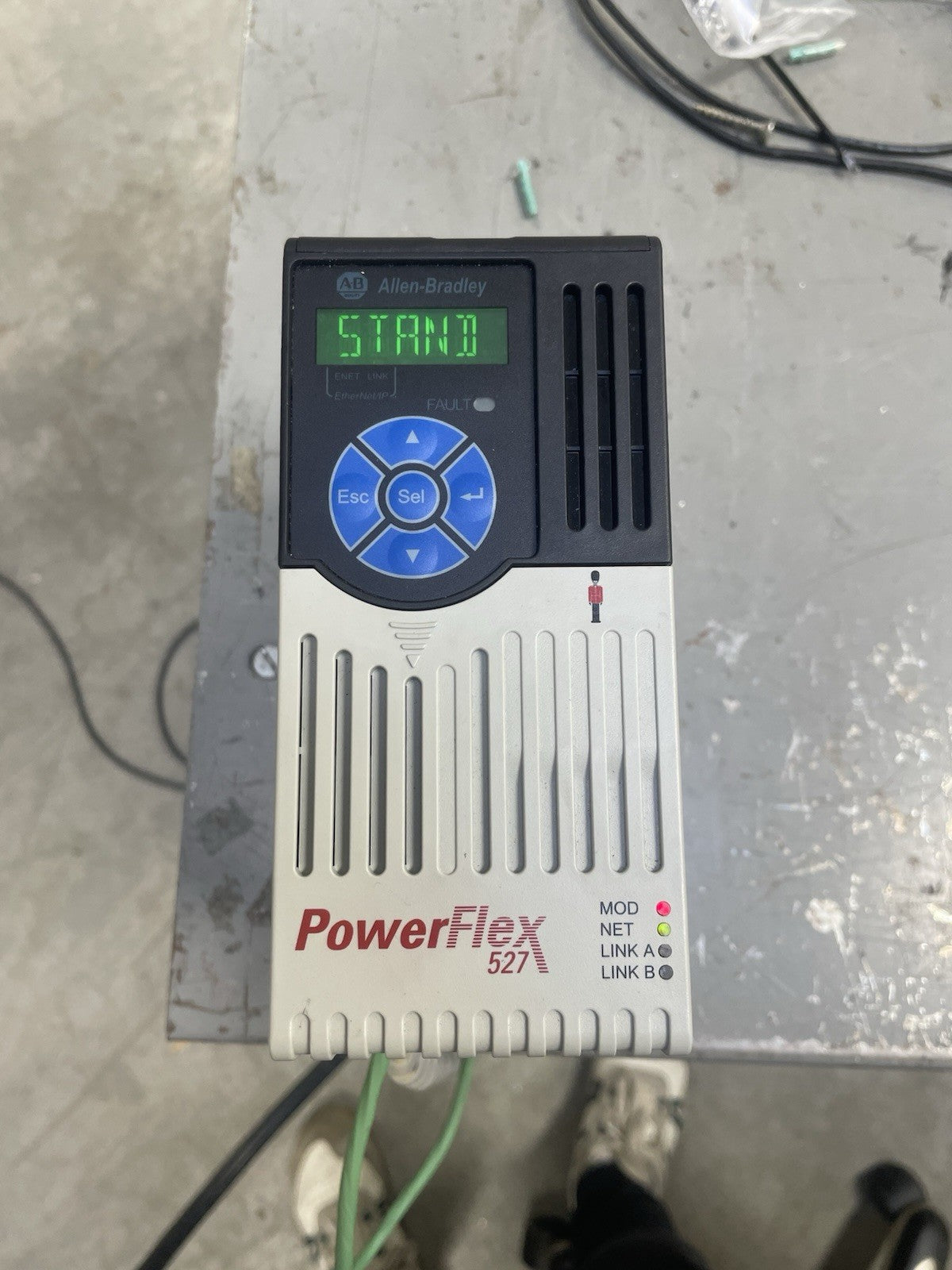 Allen-Bradley 25C-A2P5N104 /A PowerFlex 527 AC Drive 0.5HP 200-240V VFD