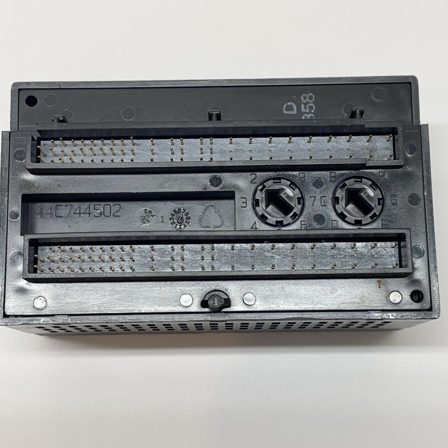 GE Fanuc IC200MDL243D 16-Point Discrete Input Module – VersaMax