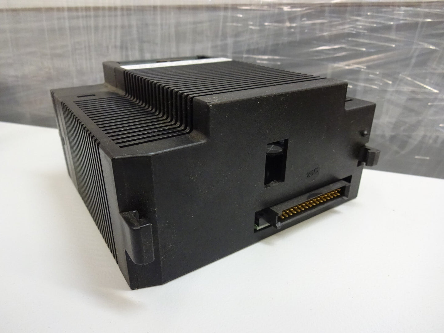 GE Fanuc IC693PWR330D High Capacity Power Supply Module 120/240 VAC 30W