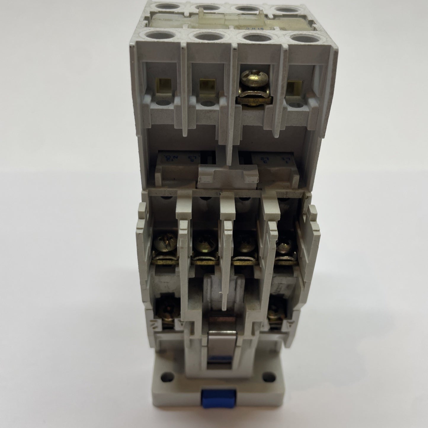 Eaton Cutler-Hammer CE15BNS3 10A Contactor + C320KGT2 Aux Contact