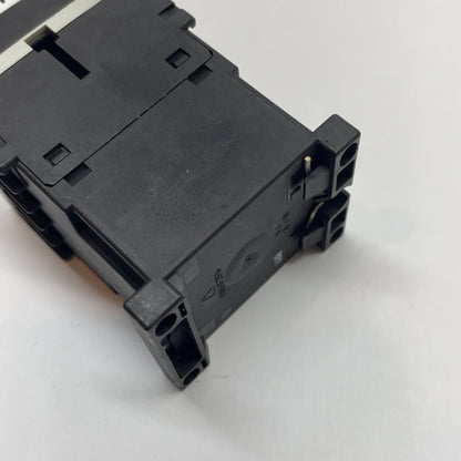 SIEMENS 3RT1016-1BB41 CONTACTOR w/ 3RH1911-1HA12