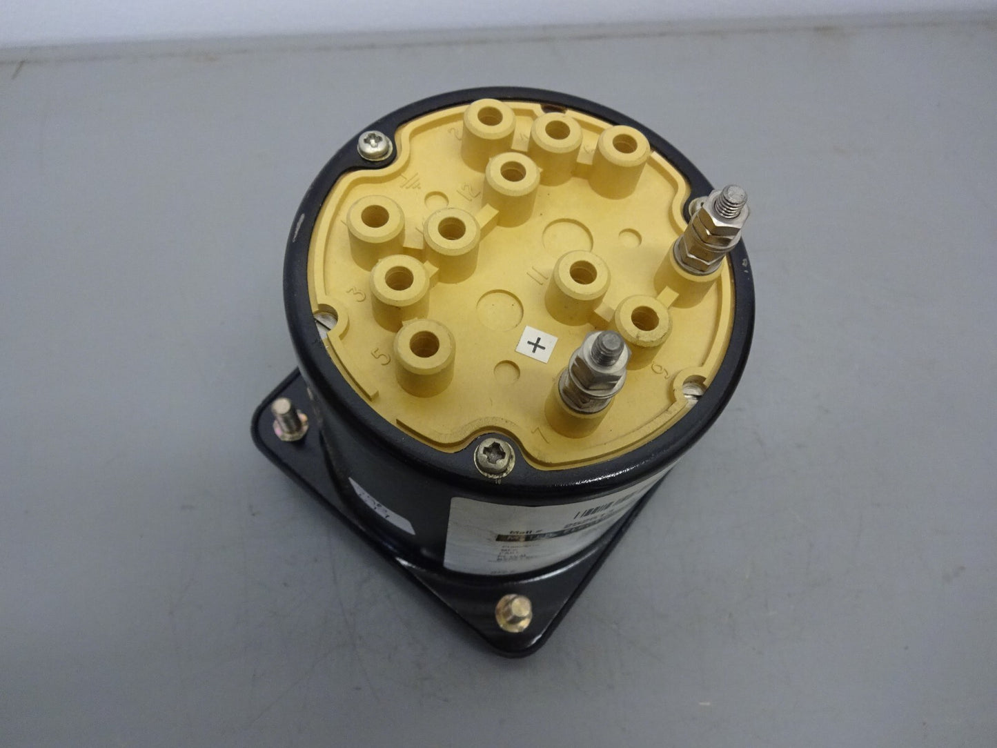 Crompton 077-11CA-ECXC  DC Ammeter 1000-0-1000 A Panel Meter