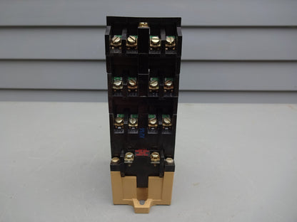 ALLEN BRADLEY 700-P800A1 B / 700-PC40 A  / RELAY