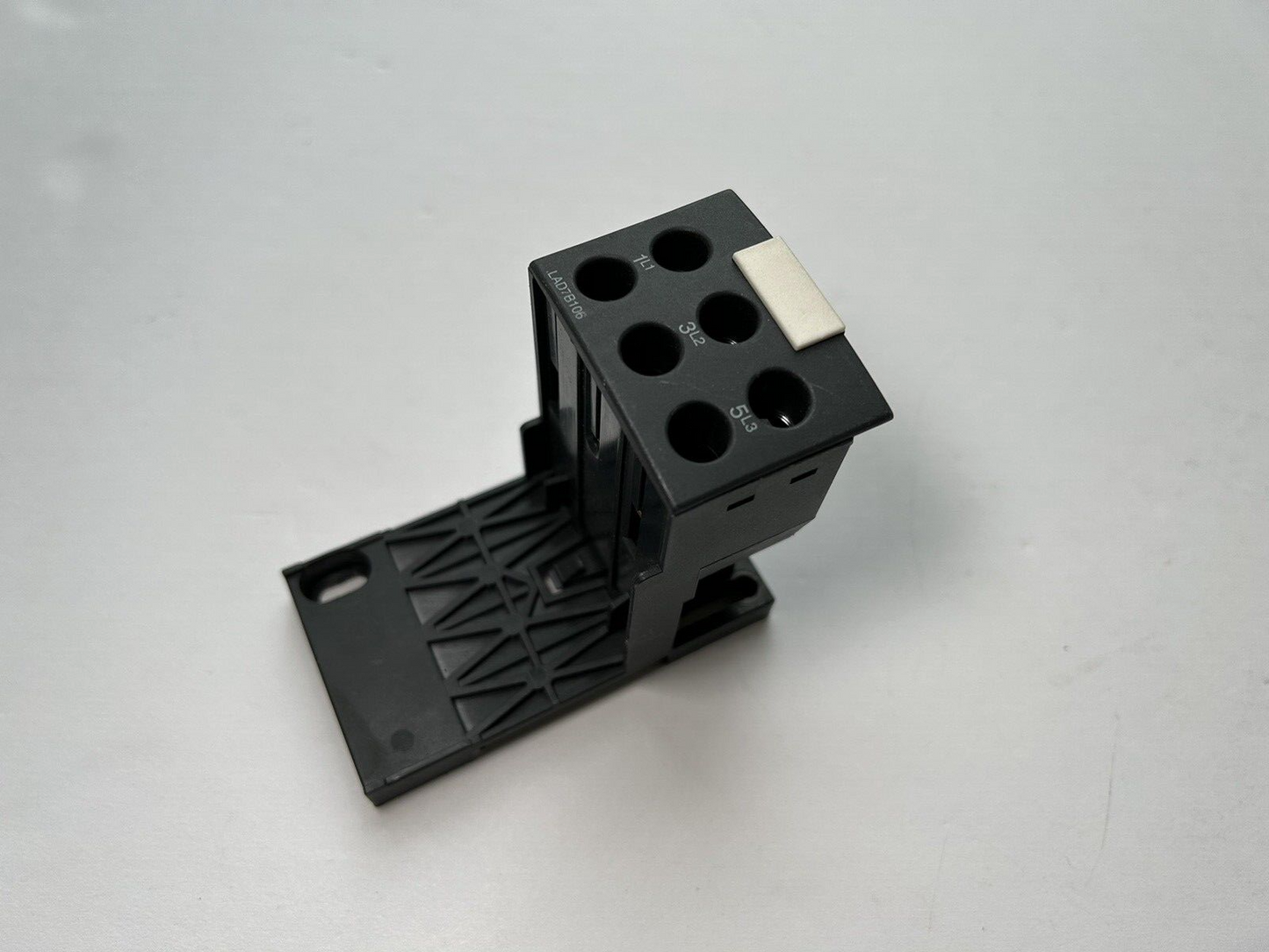 TELEMECANIQUE LAD7B106 / TERMINAL BLOCK EXCELLENT CONDITION