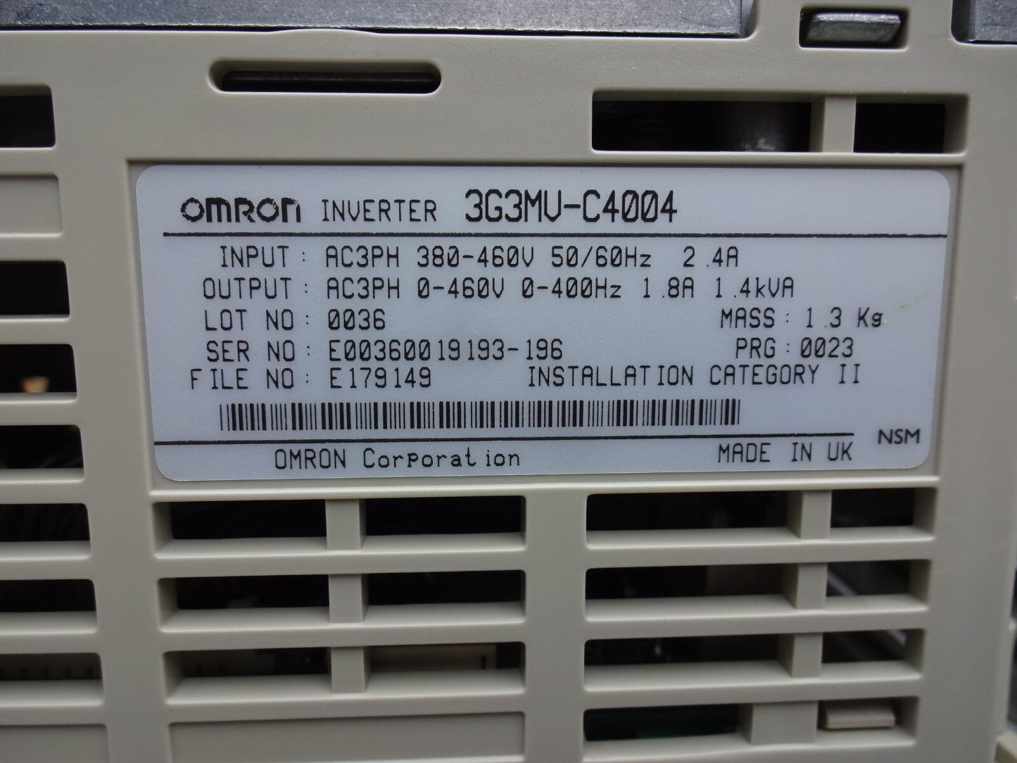 OMRON 3G3MV-C4004 / SYSDRIVE INVERTER 400V / 3PH / 0.55KW / NEW IN BOX