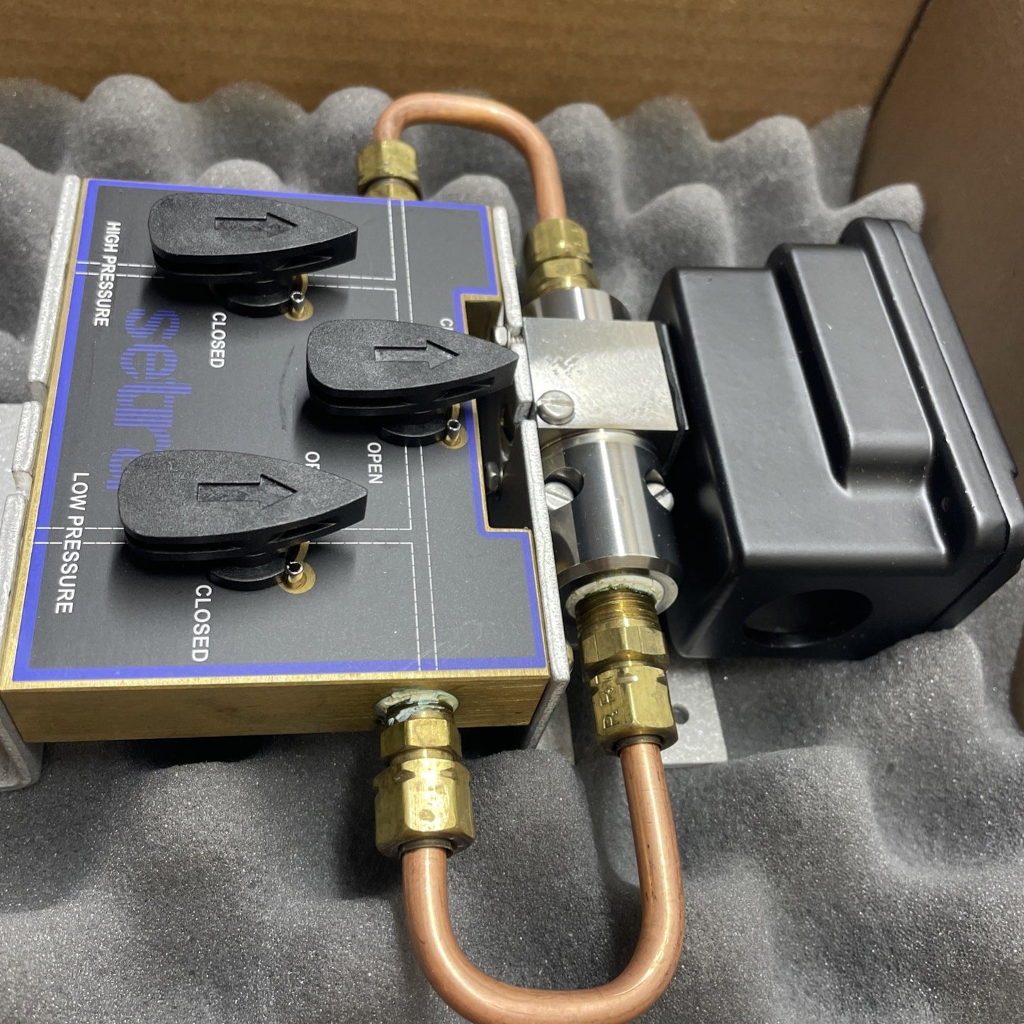 Setra 2301050PD3V11BC  0-50 PSI DP Transmitter 4-20mA Viton 3-Valve Manifold