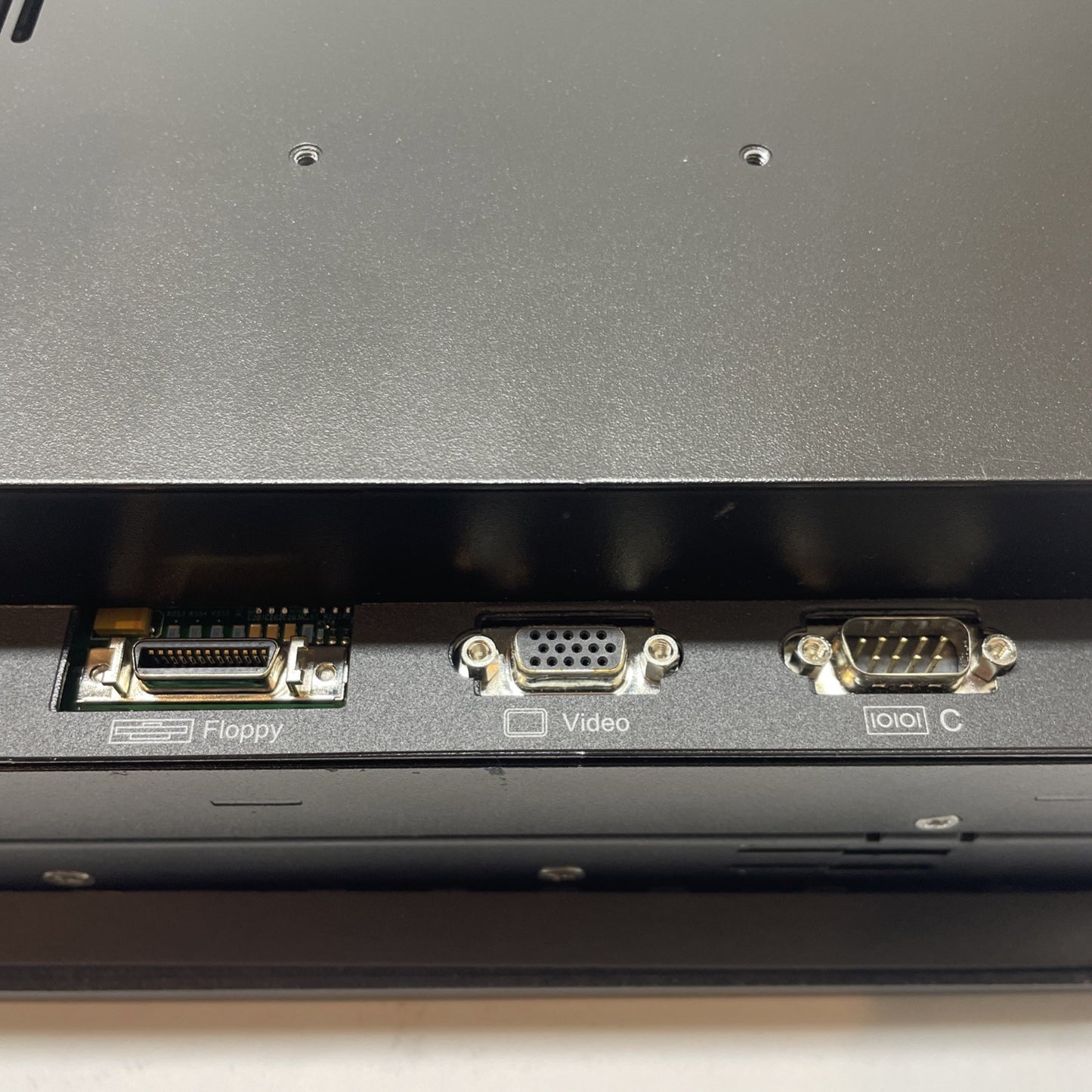 Parker CTC PS10-2H2-DD1-AD3 10.4″ Color TFT Touchscreen HMI 24 VDC *TESTED*