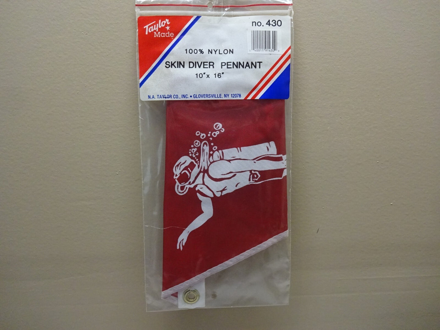 TAYLOR MADE #430 SKIN DIVER PENNANT 10" X 16" NYLON MARINE BOAT FLAG / NEW