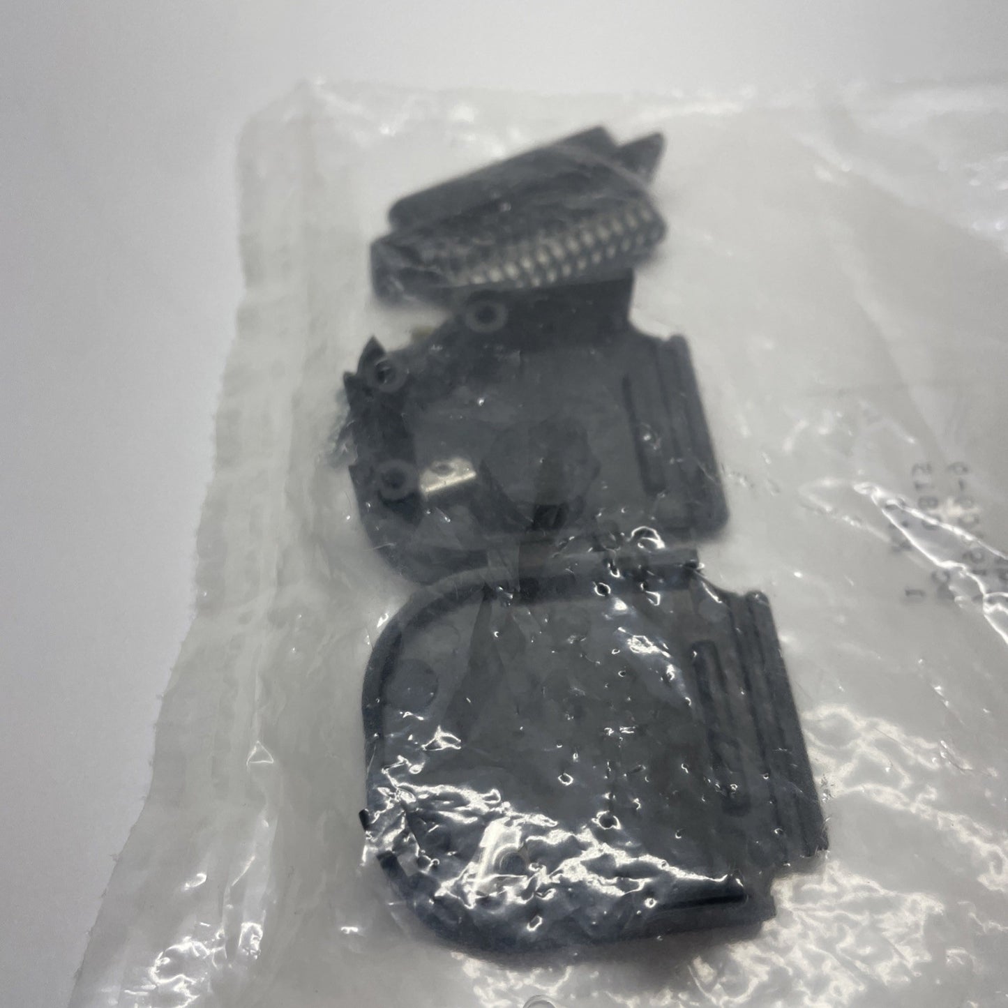 AMP 749809-9 25-Pos AMPLIMITE HDE-20 IDC D-Sub Plug Kit