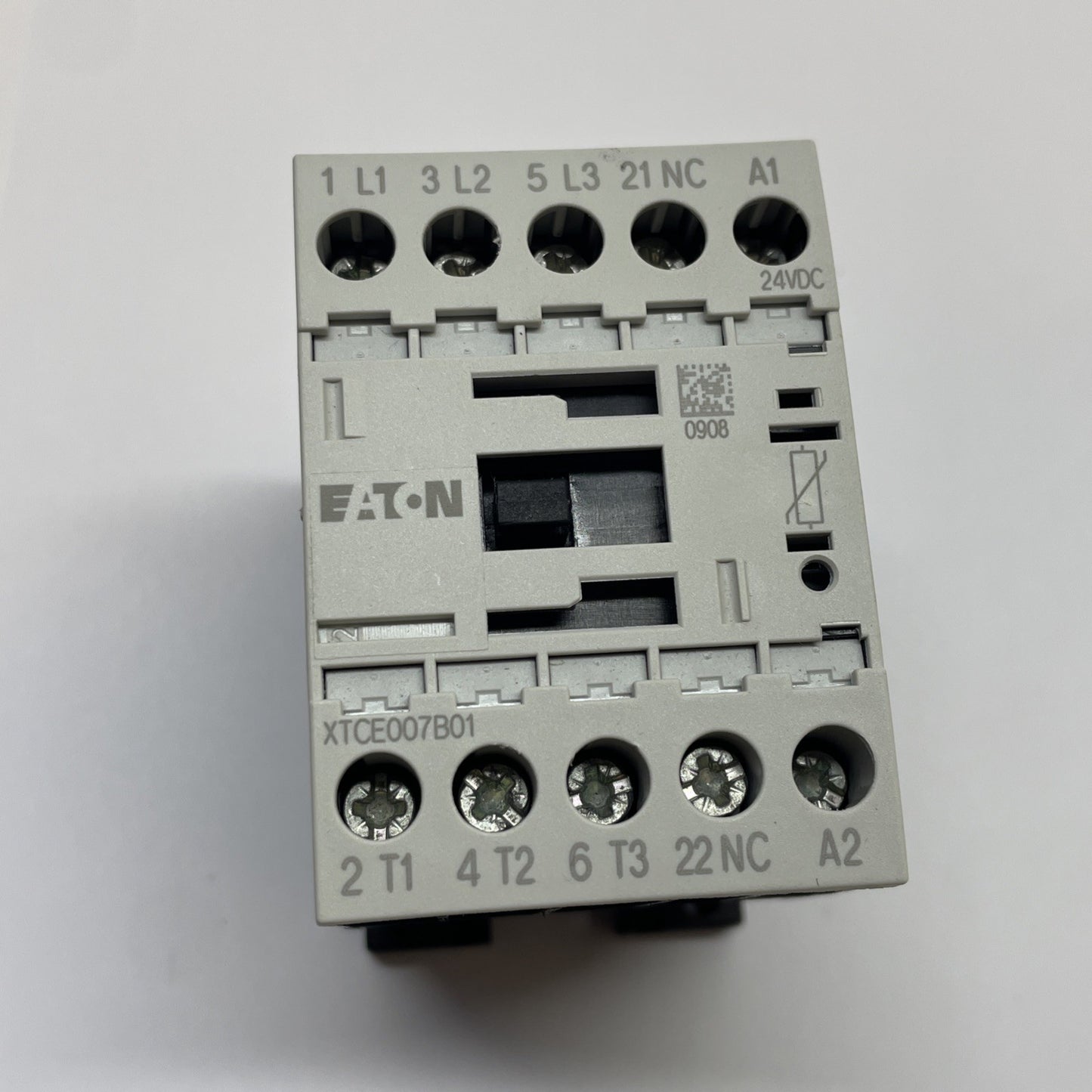 Eaton XTCE007B01 Contactor 3‑Pole 7A IEC Motor Control