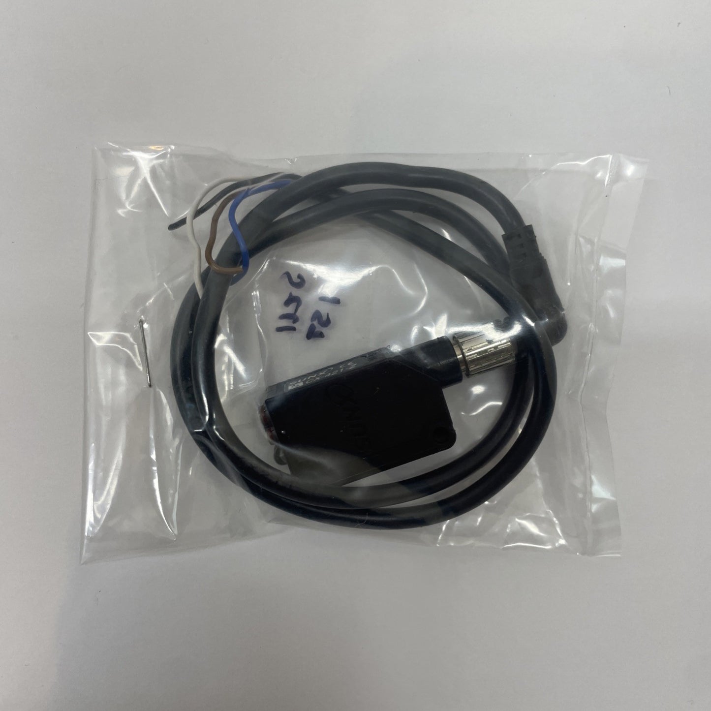 Panasonic SUNX CX-421-Z Photoelectric Sensor 1PC New CX421Z (SHIP FROM USA)