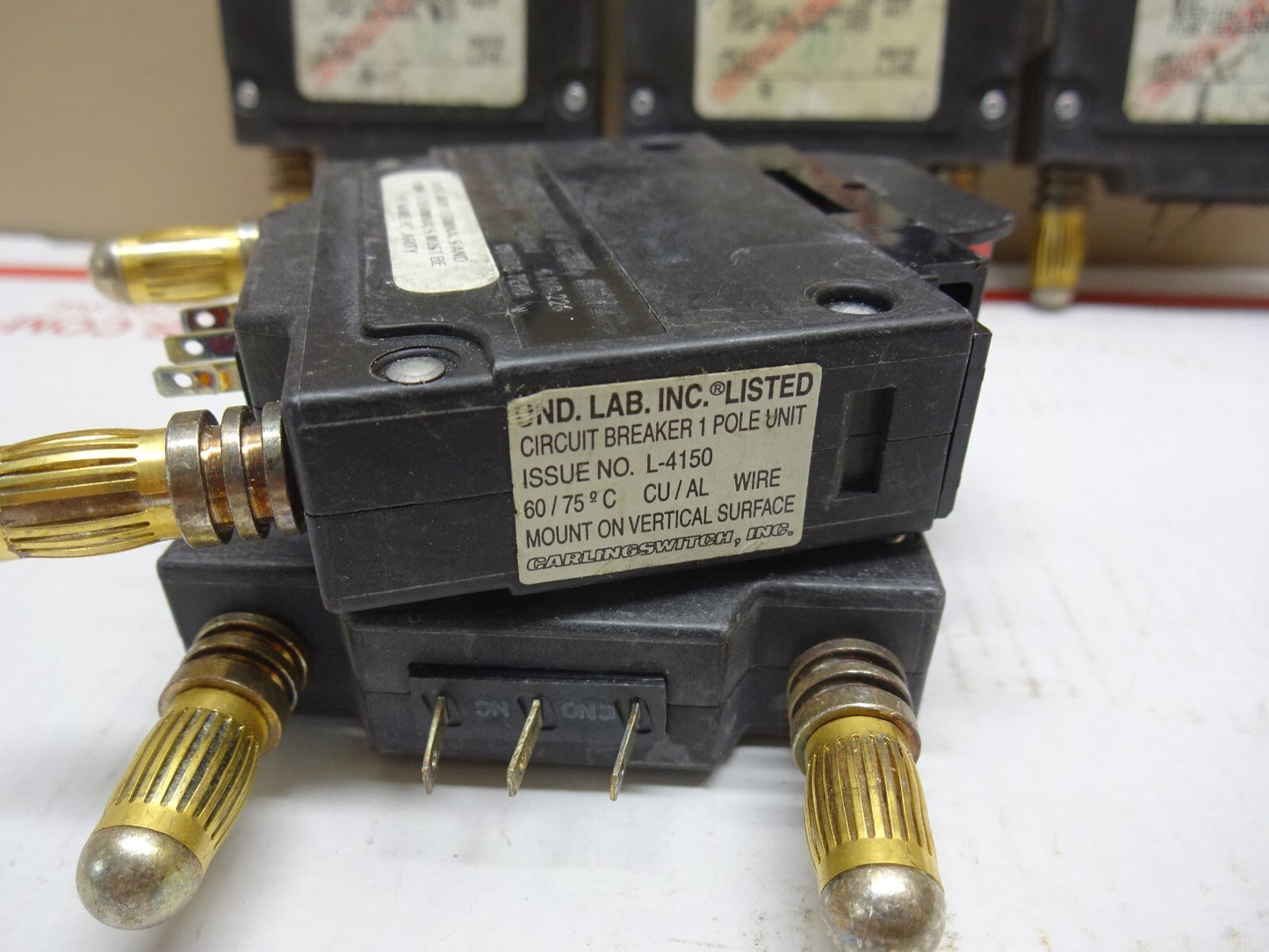 CARLING SWITCH CF1-X0-07-416-A3D-MG / 30A CIRCUIT BREAKER 30AMP 80VDC / LOT OF 5