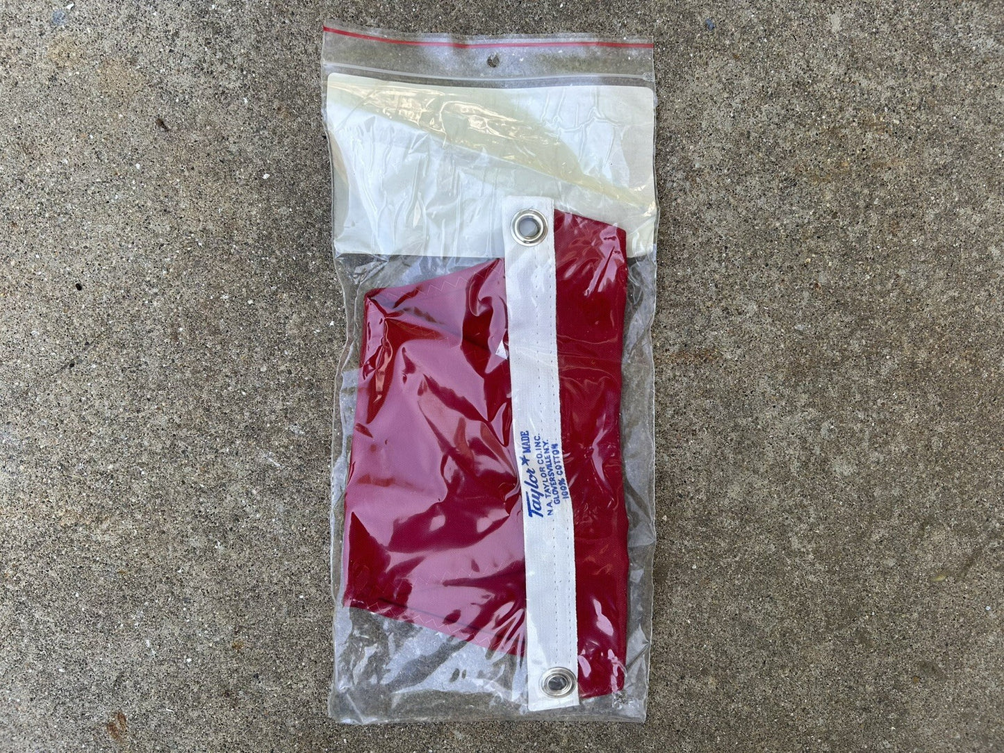 TAYLOR MADE 111101 A OWNER PENNANT 10" X 16" RED SAILCLOTH MARINE FLAG / NEW