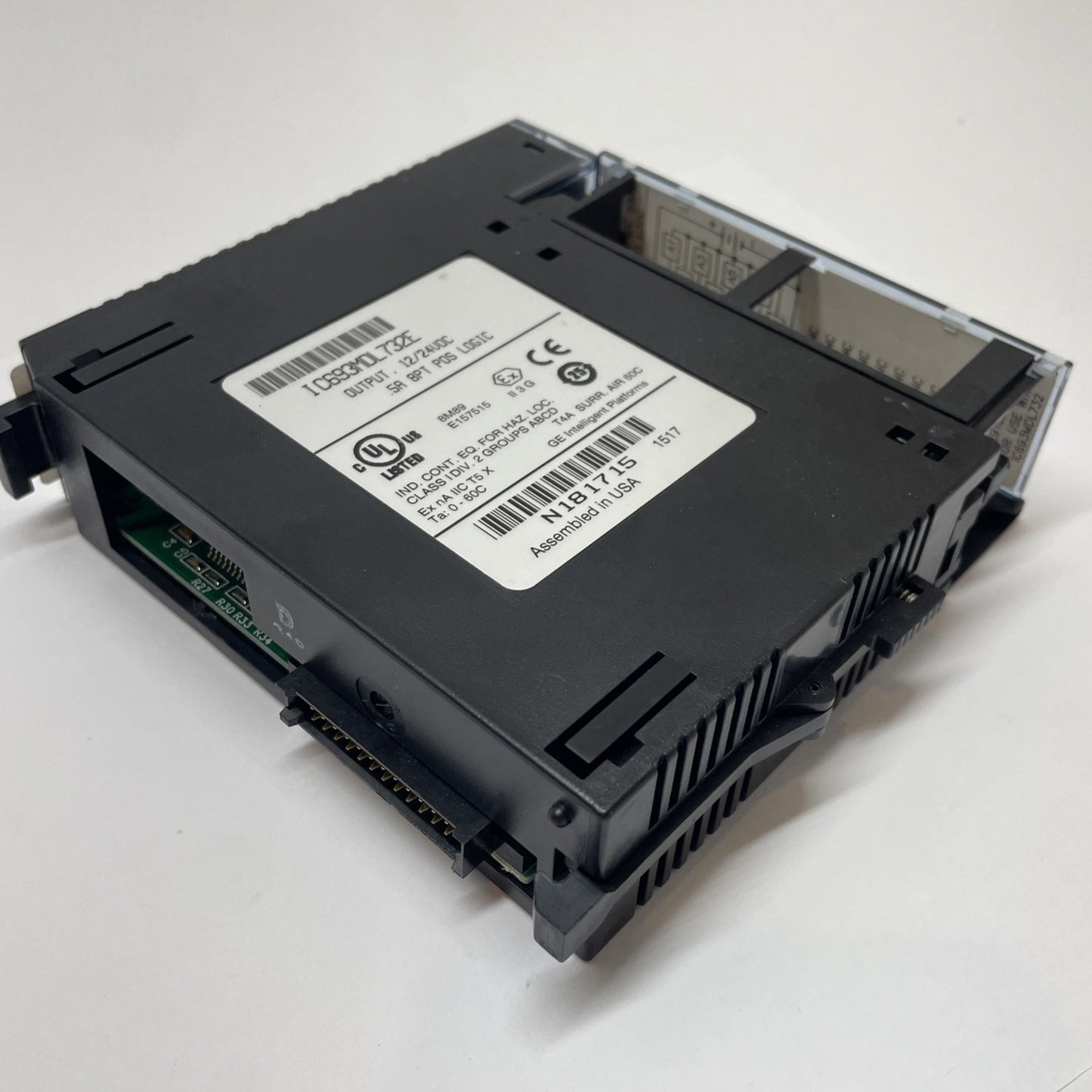 GE Fanuc  IC693MDL732E  12/24 VDC 8-Point Positive Logic Output Module