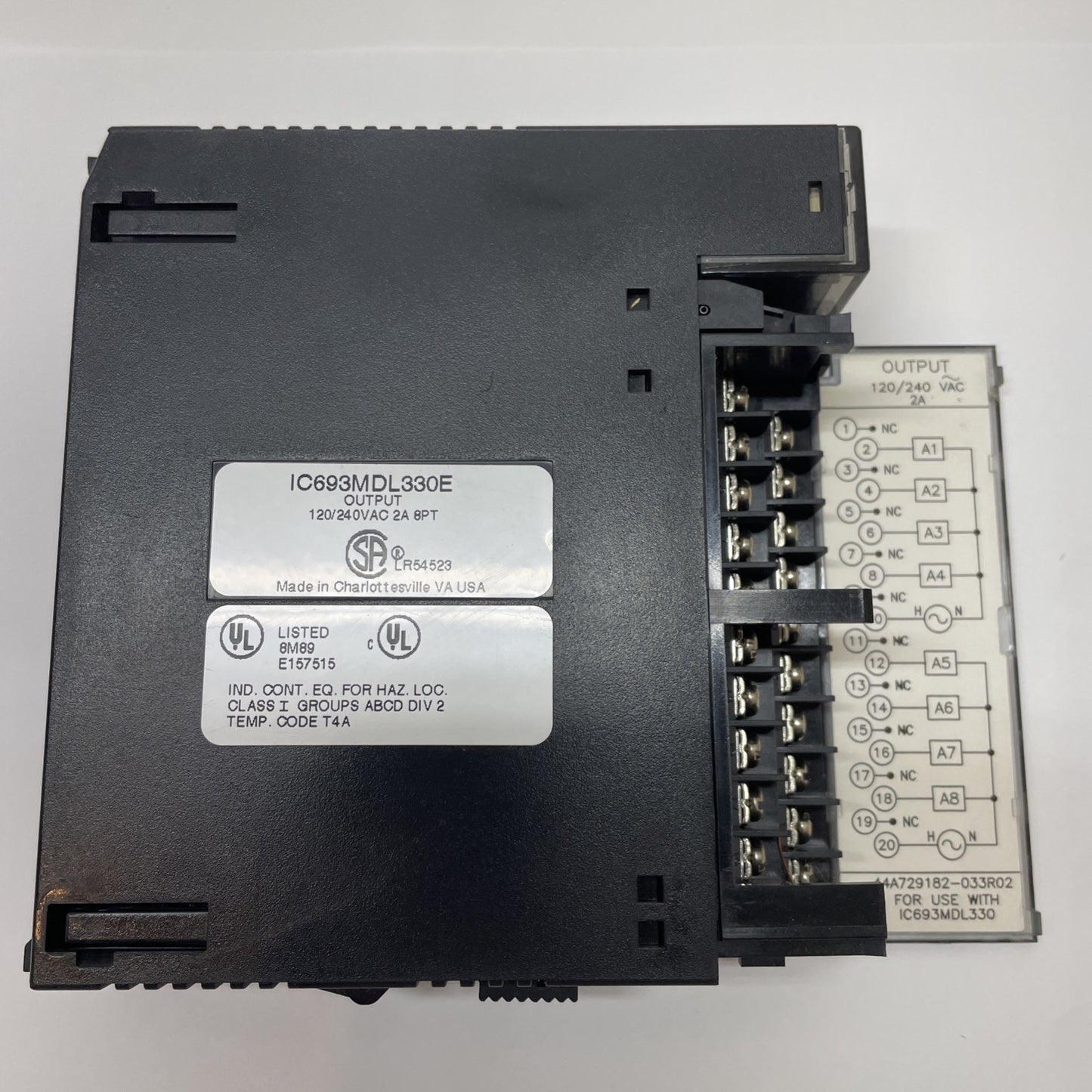 GE Fanuc IC693MDL330E 8-Point AC Output Module 120/240 V 2 A Series 90-30