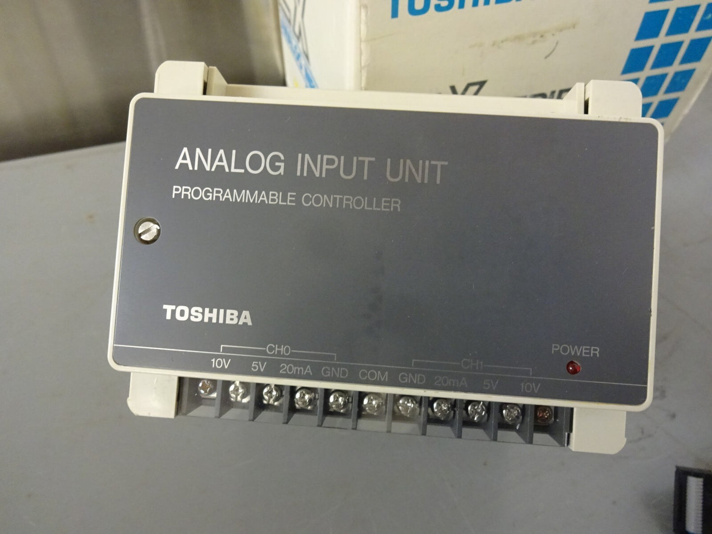 TOSHIBA EX2040AI2A / ANALOG INPUT UNIT / PROGRAMMABLE CONTROLLER / NEW