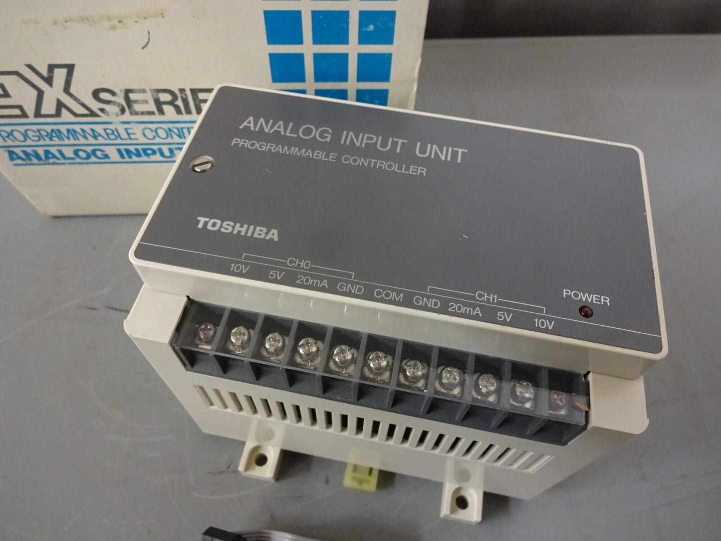 TOSHIBA EX2040AI2A / ANALOG INPUT UNIT / PROGRAMMABLE CONTROLLER / NEW