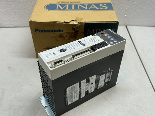 PANASONIC MSDA021D1A / AC SERVO DRIVER 100V 200W / NEW