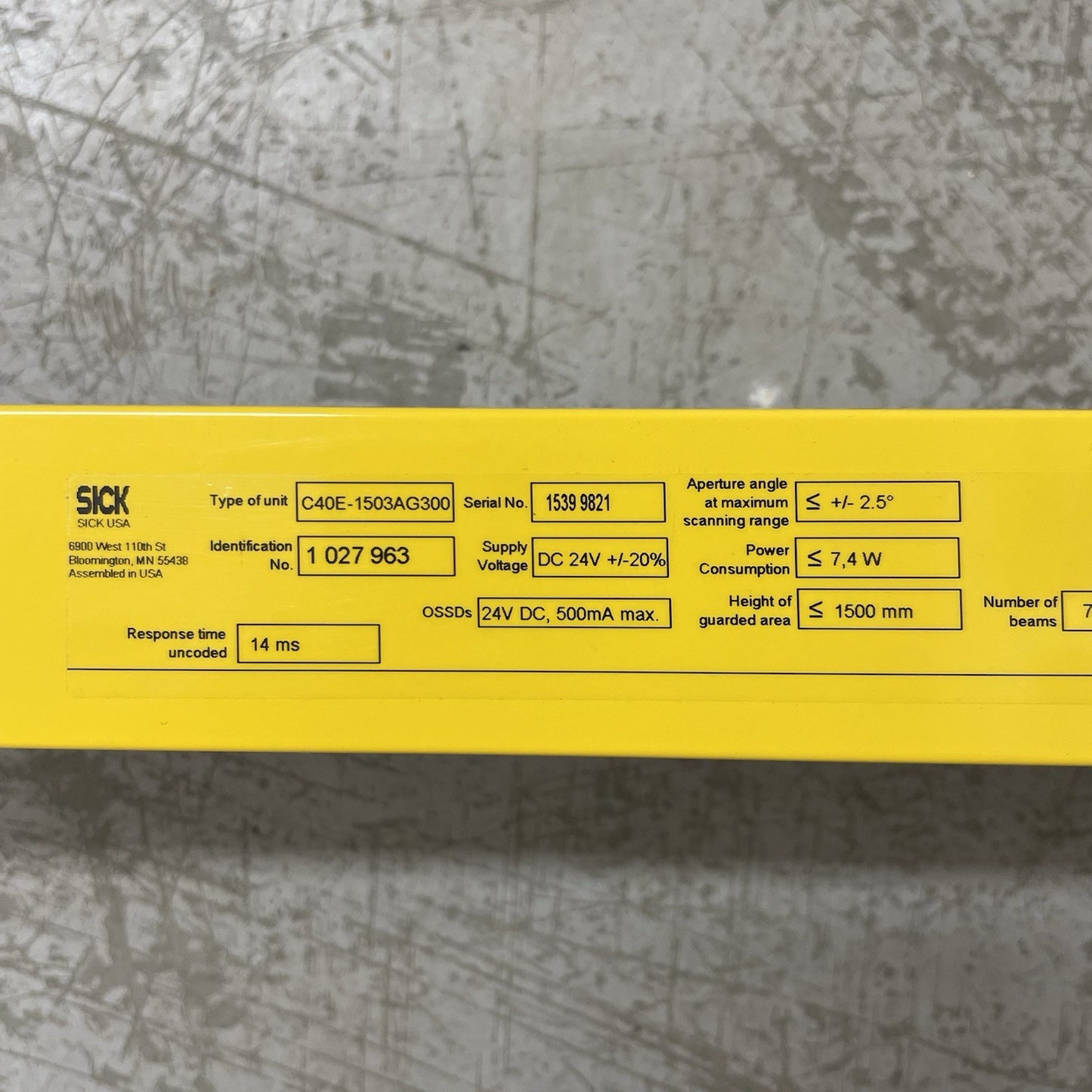 SICK C40E-1503AG300 Safety Light Curtain Receiver C4000 Basic Plus 1500mm