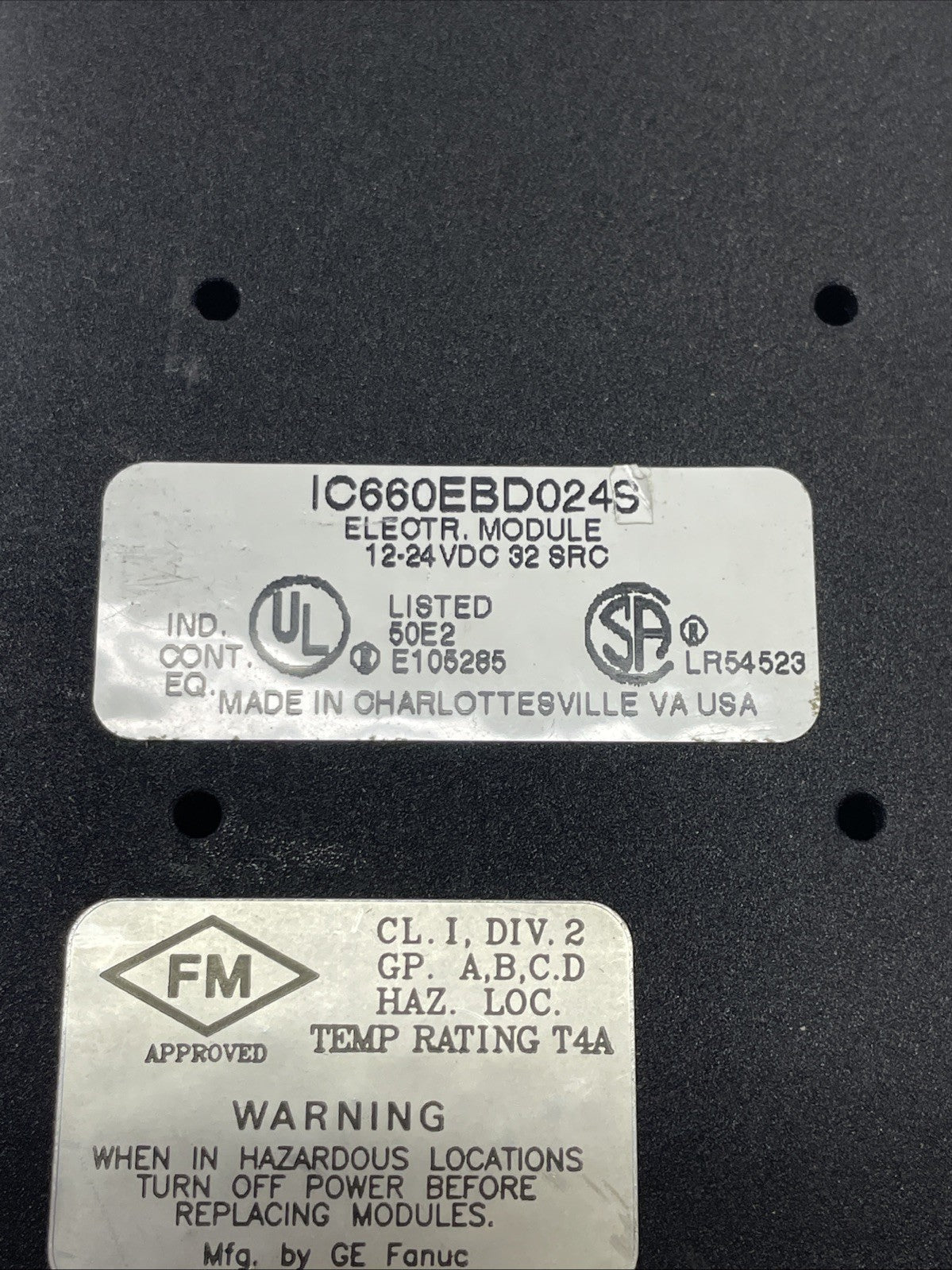 GE Fanuc IC660BBD024 I/O Block Assembly 32-Circuit 12-24 VDC (EBD024S + TBD024M)