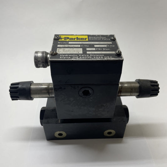 Parker D3W4CNYC1 Directional Control Valve + CP0M3DDN50 Check Valve