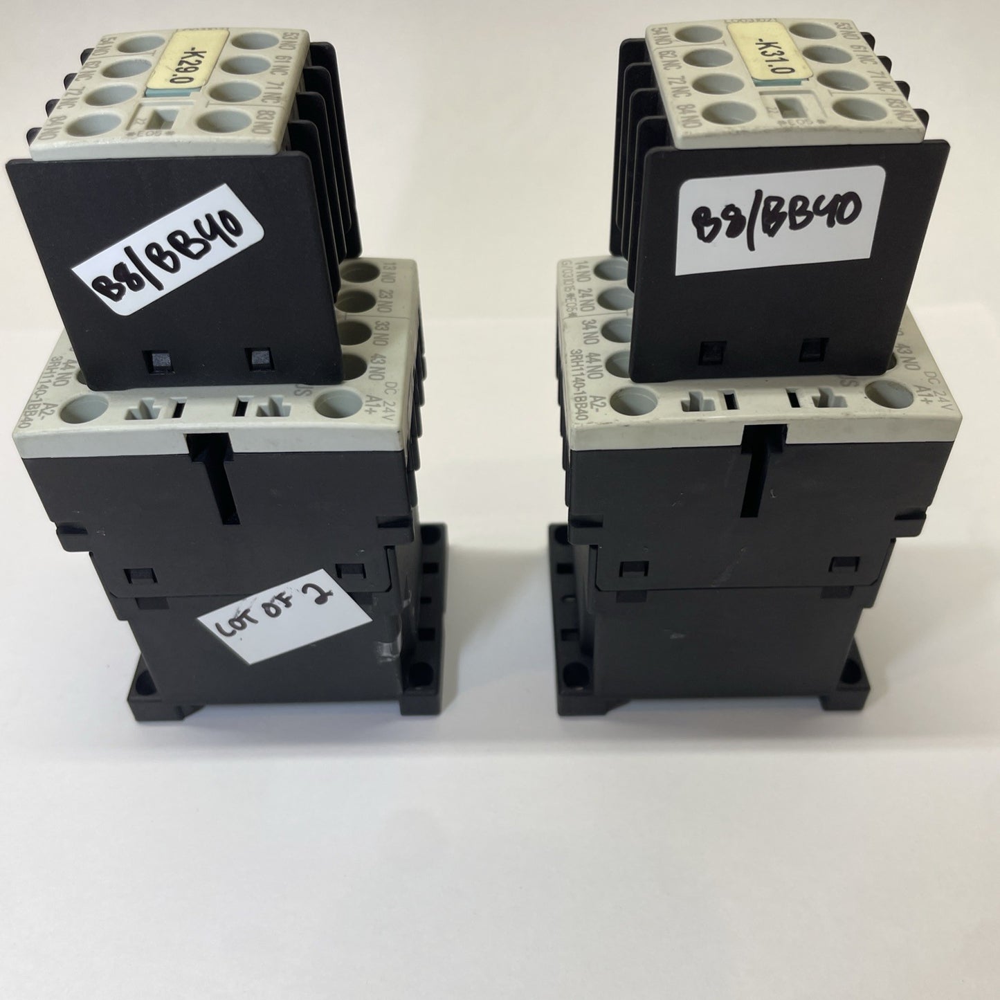 (LOT OF 2) Siemens 3ZX1012-0RH11-1AA1 Contactor with 3RH1911-1FA22 Contact