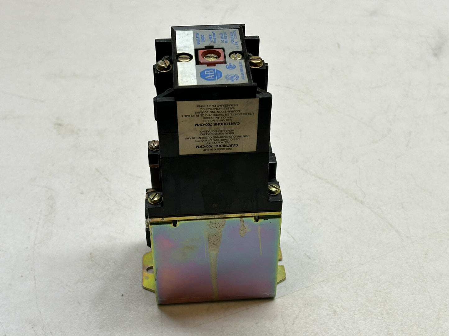 ALLEN BRADLEY 700-PKB40 AC RELAY / WITH 700DC-P400Z24 SERIES A