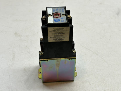 ALLEN BRADLEY 700-PKB40 AC RELAY / WITH 700DC-P400Z24 SERIES A
