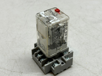 ALLEN BRADLEY 700-HA33A1-1-4 RELAY SER A 120VAC 700-HN126 BASE