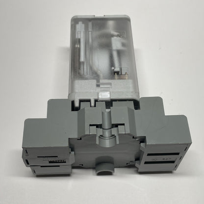 Allen-Bradley 700-HB33A1-4 Ser. A General Purpose Relay 120 V w/ P&B 27E893 Base