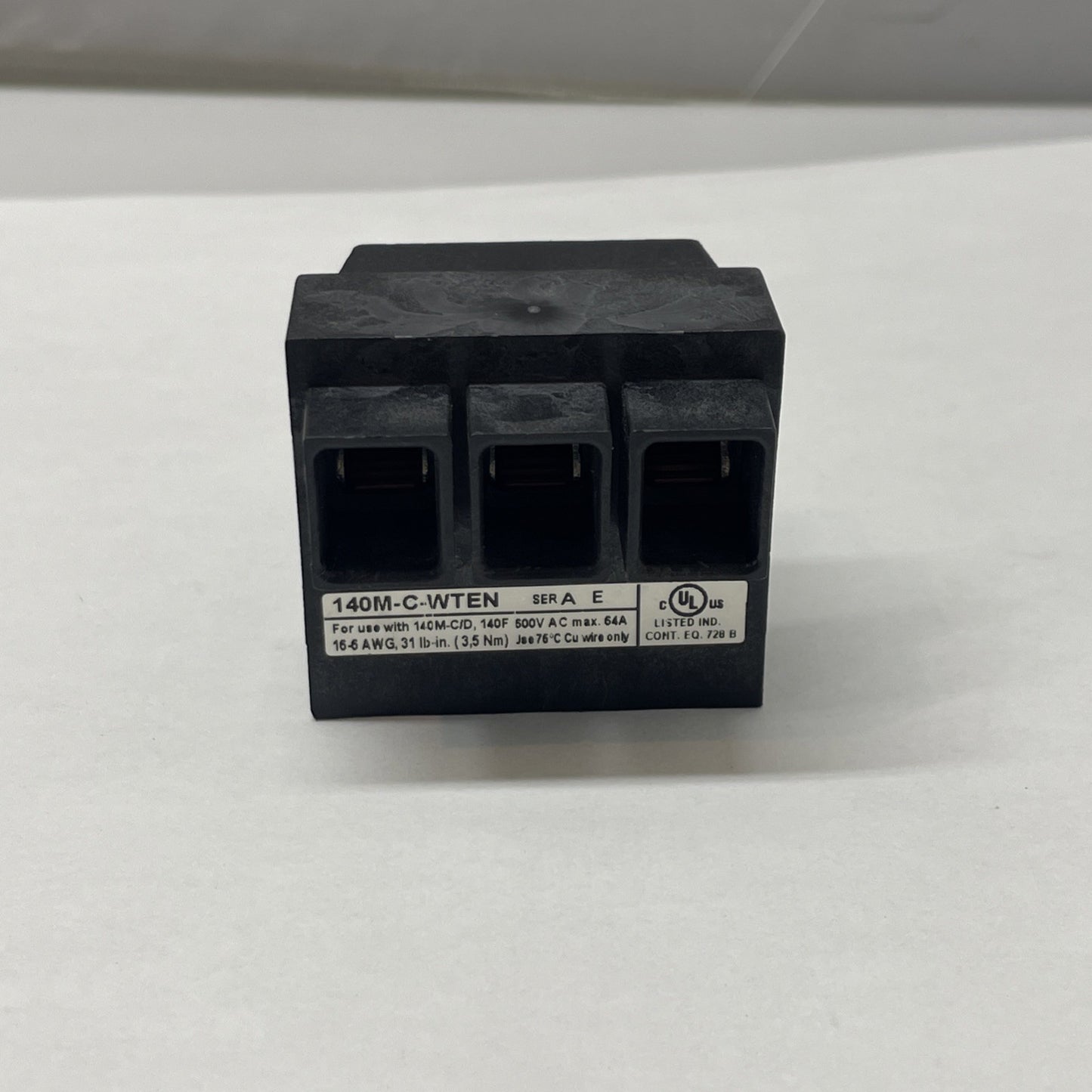 Allen-Bradley 140M-C-WTEN Compact Bus Bar Feeder Terminal Top Feed 600VAC 64 Amp