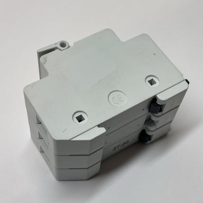 Ferraz Shawmut USCC3 / M217522 Fuse Holder W/ FNQ-R-15 Fuses (3)