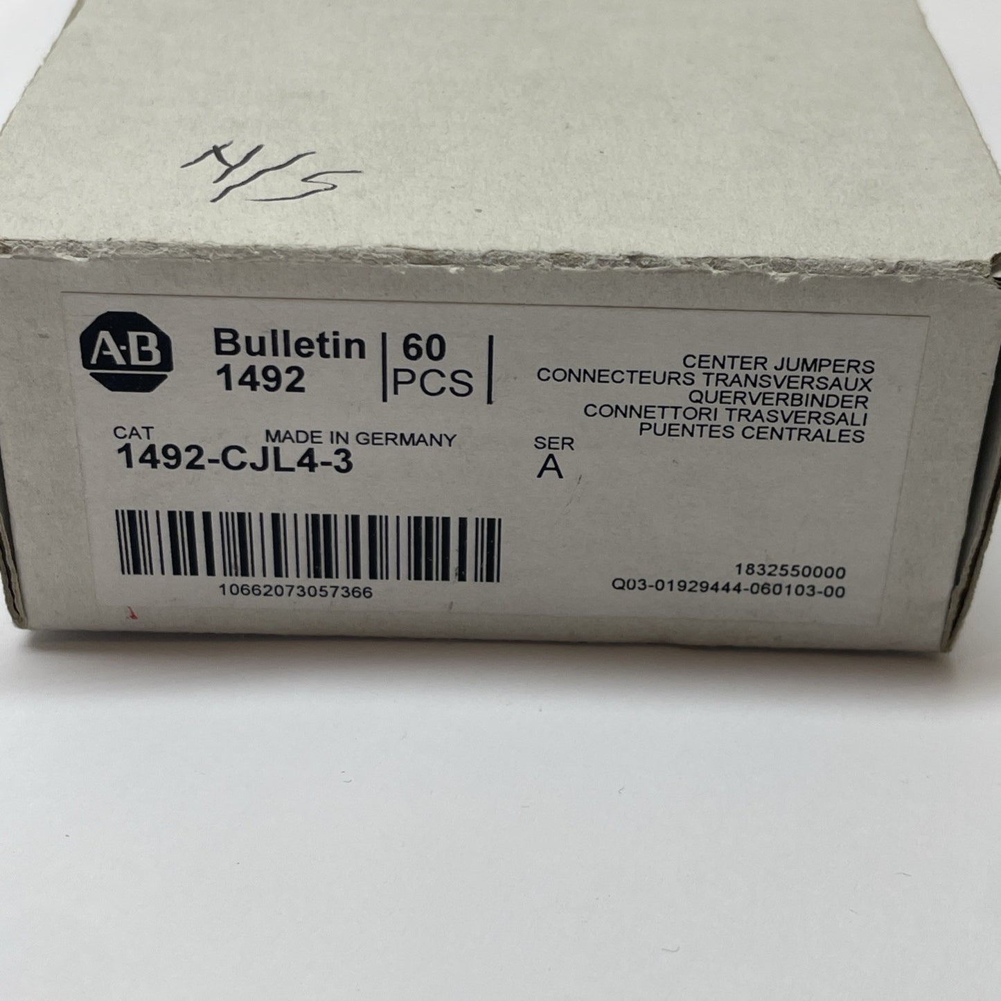 Lot of 59 Allen Bradley 1492-CJL4-3 Screwless 3-Pole Plug-In Center Jumpers 4mm