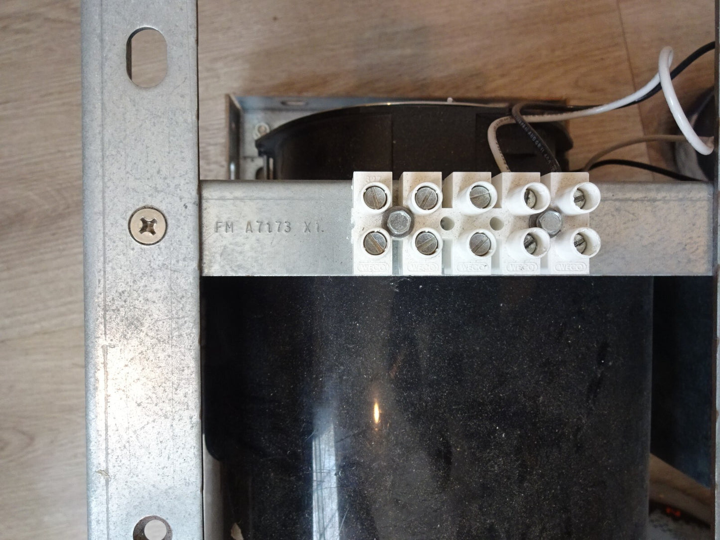 FAN COOLED INDUCTOR 3% 250AMP 90MH