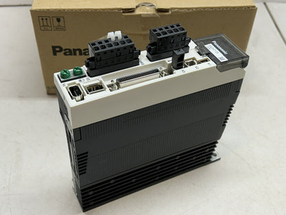 PANASONIC MADHT1105 / AC SERVO DRIVER 10A 120V LOAD / NEW WITH BOX