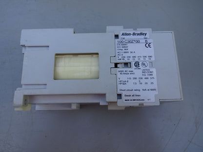 ALLEN BRADLEY 100-C30Z*00 CONTACTOR 30AMP / 3POLE / 600VAC / 24VDC / SER A OR B