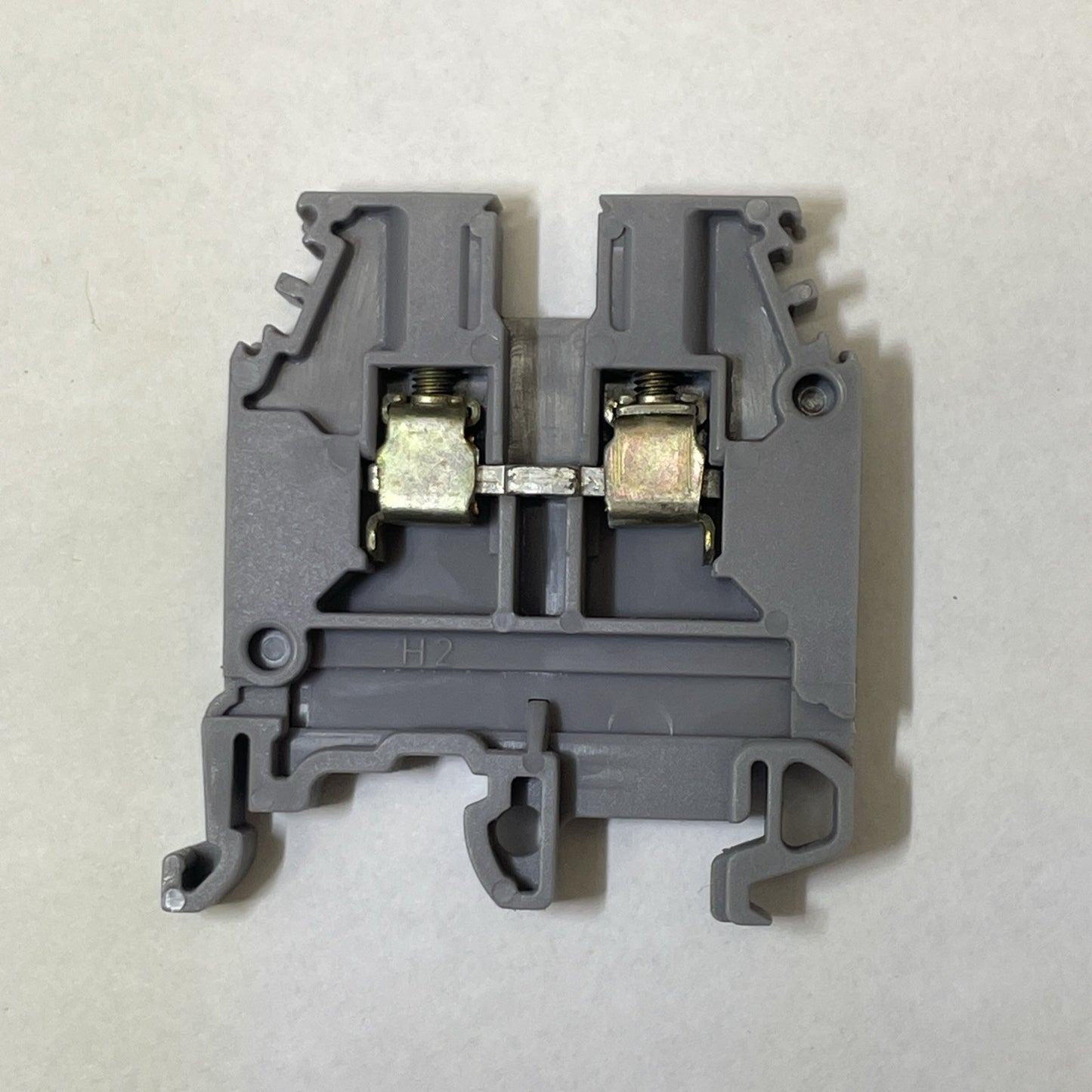 LOT OF 26 M4/6 5116 DIN Rail Mount Terminal Block, 600 Volt, 25 Amp