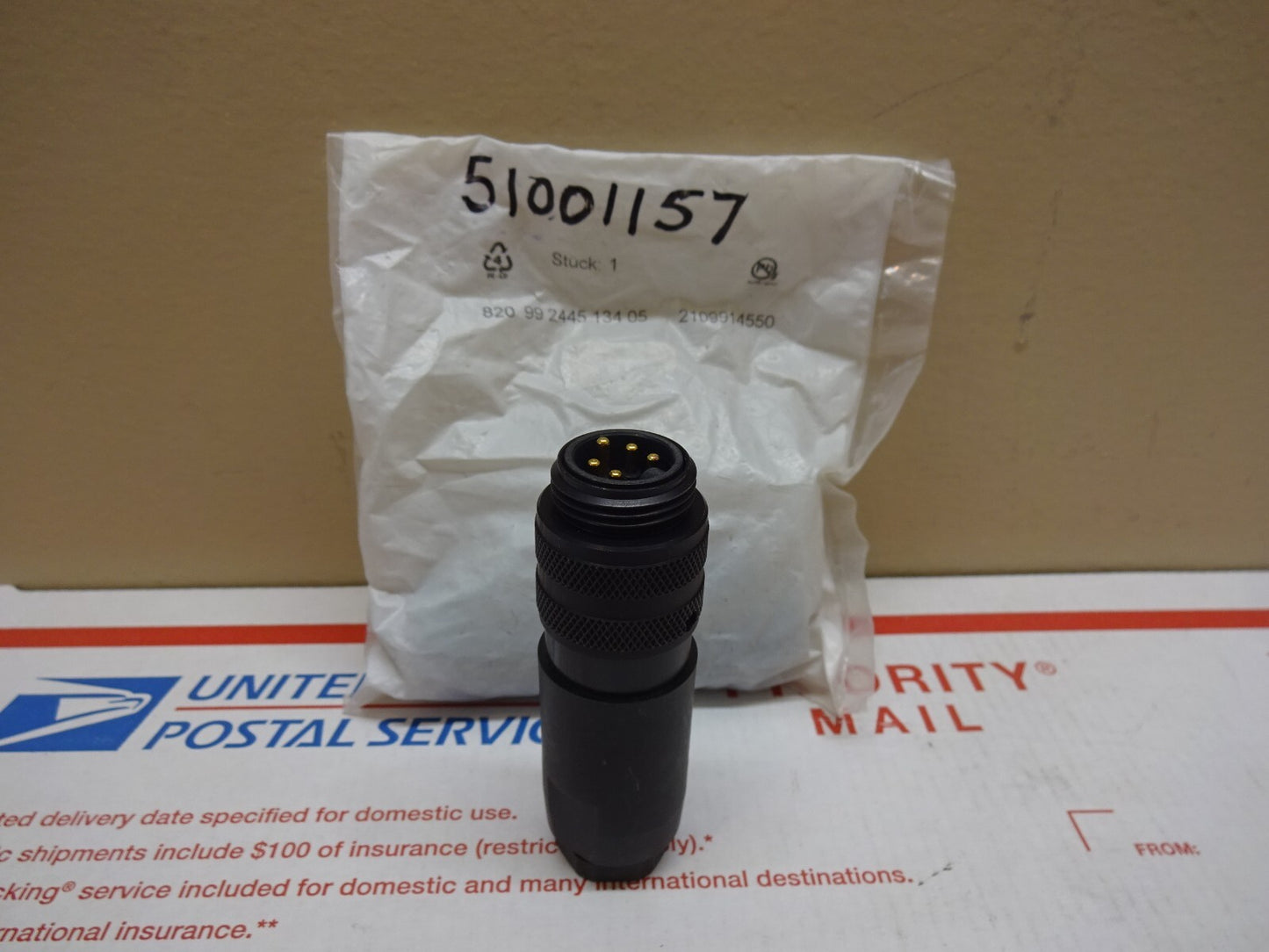 BINDER 820 99 2445 134 05 / 210991455 SERIES 820 MALE 7/8" CABLE CONNECTOR / NEW